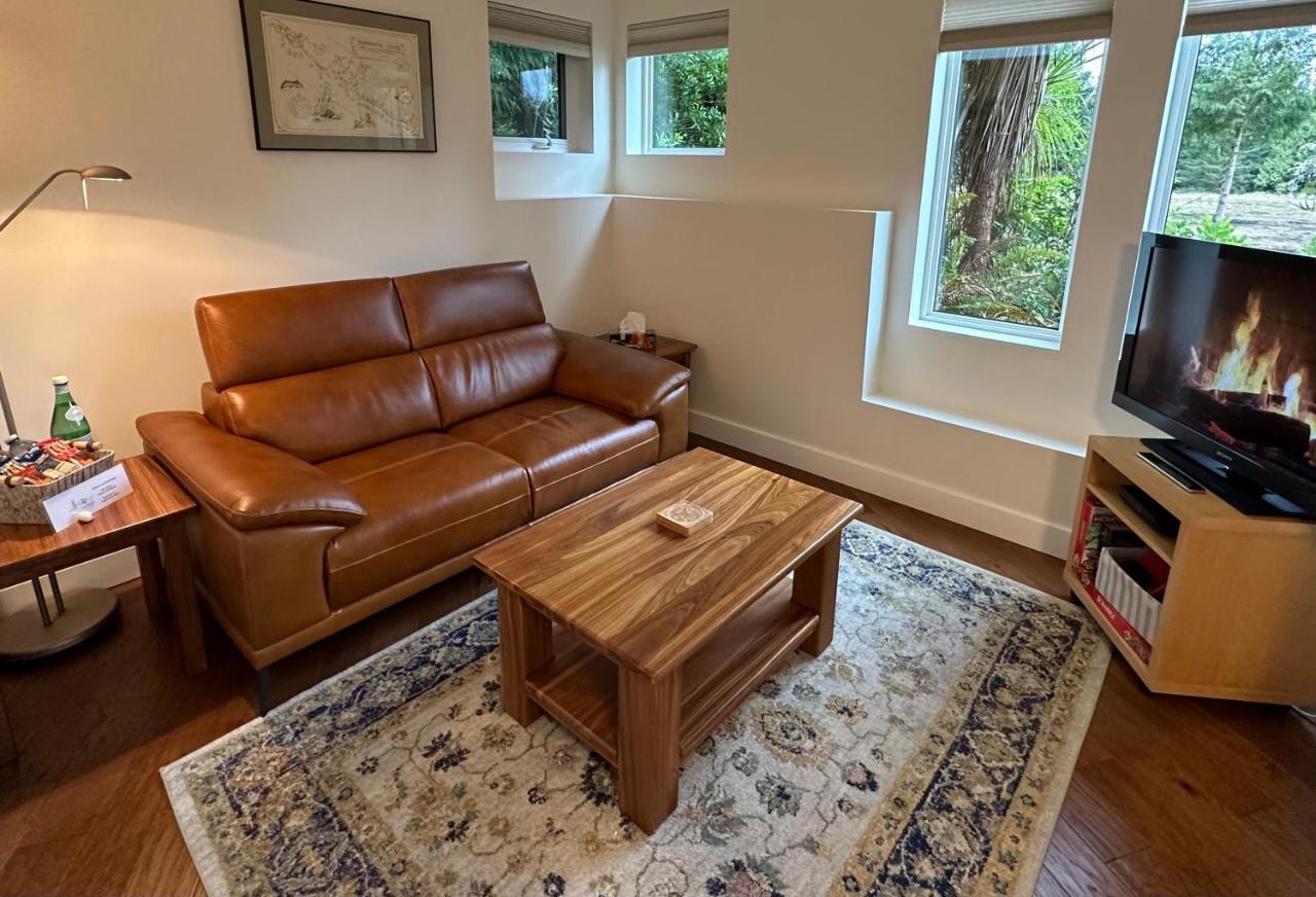 Liahona Guest House Ucluelet Kültér fotó